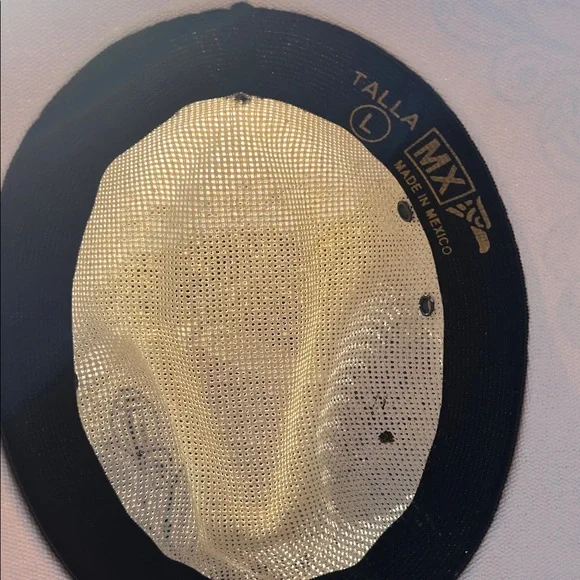 Woman’s Mexican hat - Picture 6 of 7